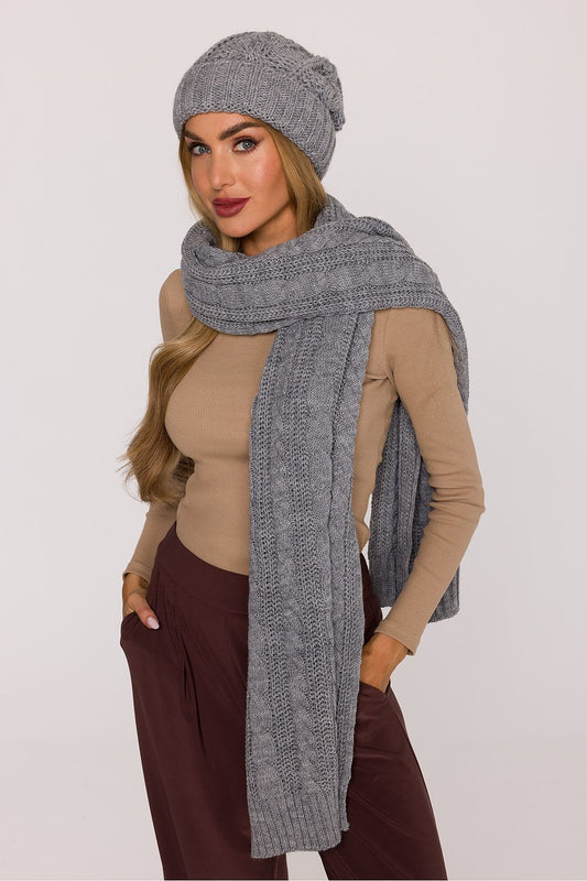Shawl model 219540 Moe