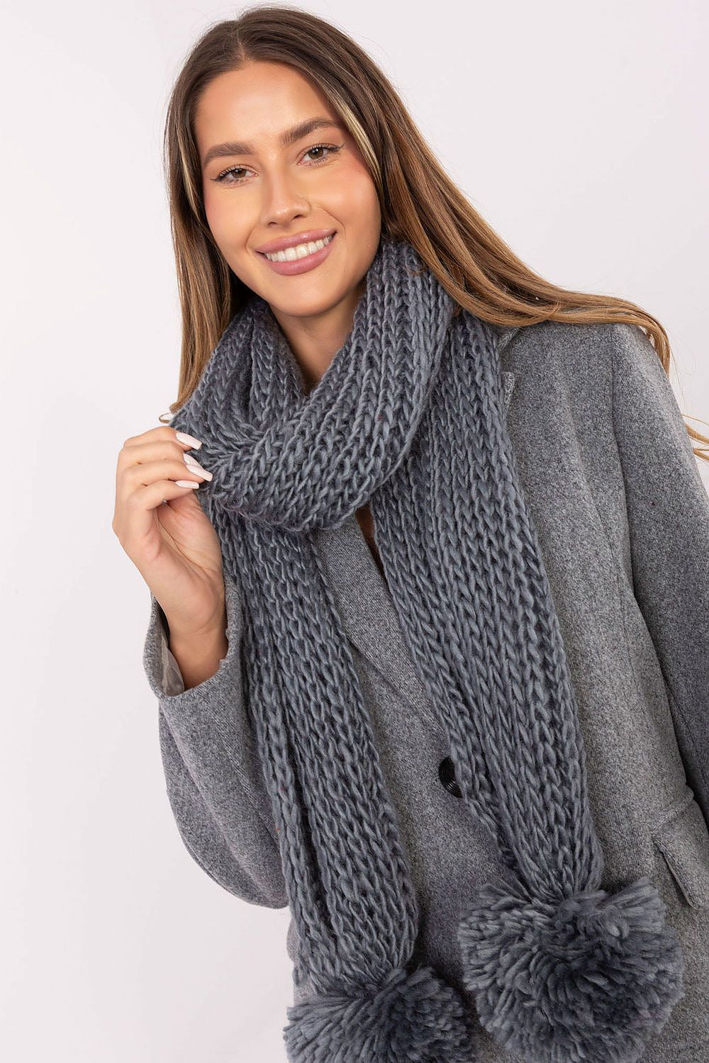 Shawl model 220392 AT