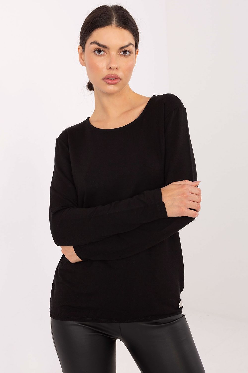 Blouse model 222429 Relevance